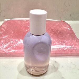 BRAND NEW Glossier You Fleur 50 mL plus pink pouch